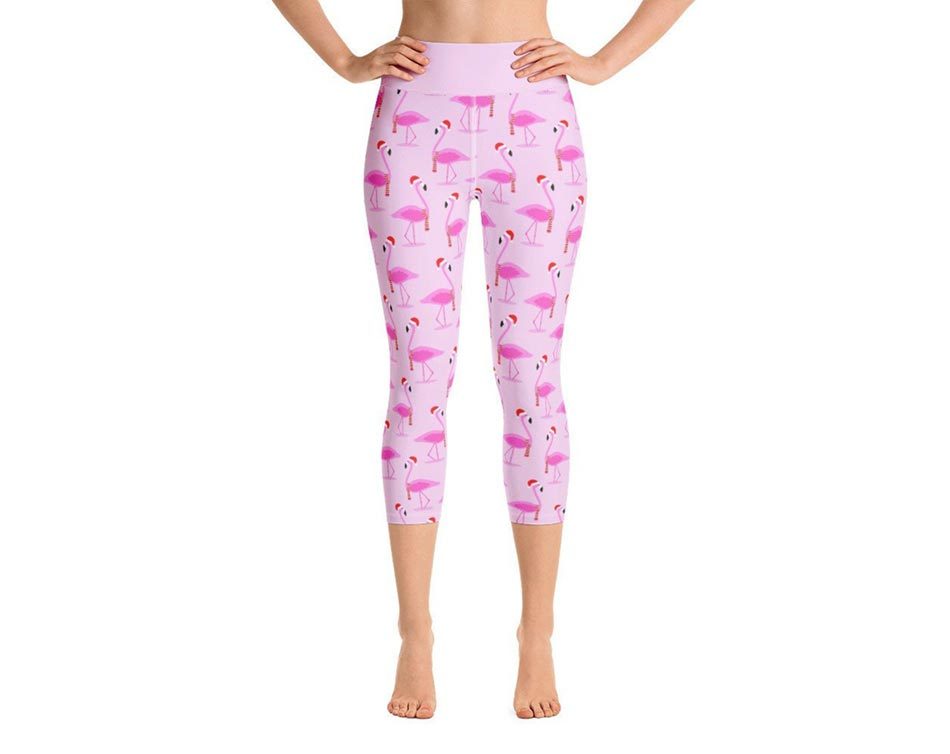 Pink flamingo Christmas capri length leggings